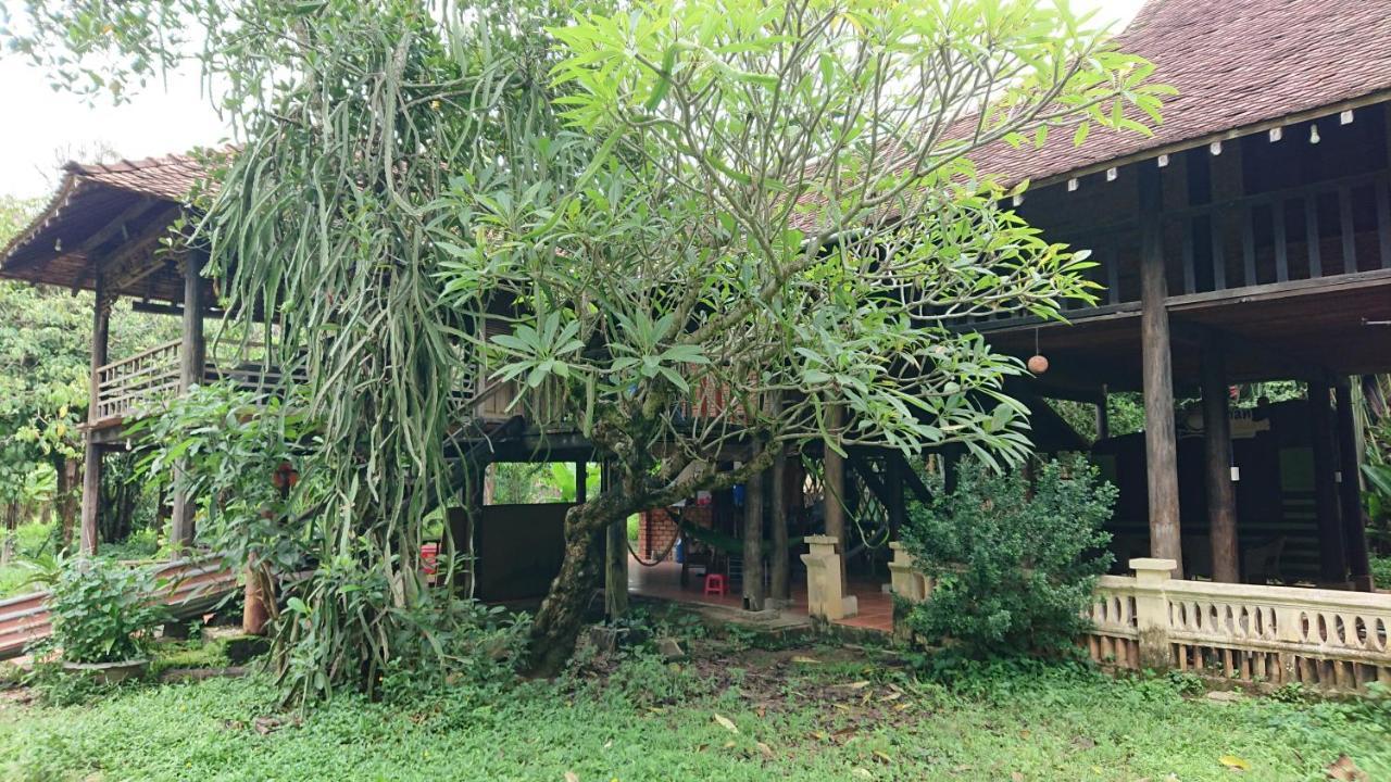 Tỉnh Kontum Vuonthuguesthousegarden מראה חיצוני תמונה